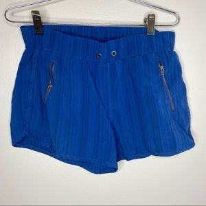 Athleta Blue Stripe Sway Short  Zip Pockets Medium